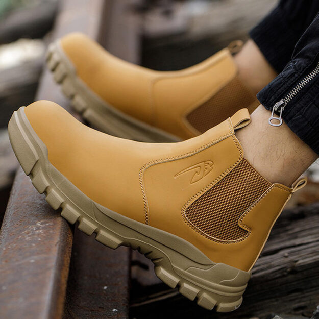 Wholesale waterproof steel toe anti-puncture unisex work boots