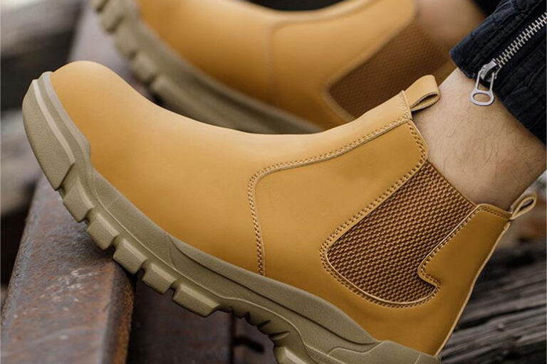 Wholesale waterproof steel toe anti-puncture unisex work boots