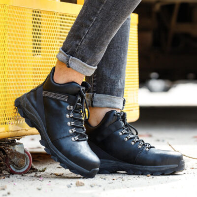 Waterproof anti-puncture slip-resistant work boots wholesale