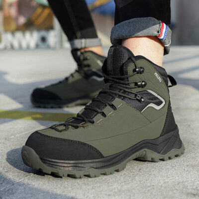 Industrial slip-resistant men and women safety boots supplier