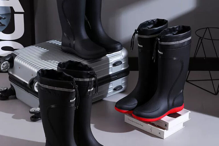 Men’s stylish non-slip outdoor rain boots factory