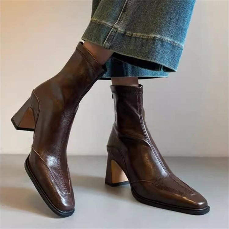 French vintage women’s leather boots supplier