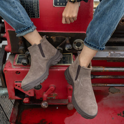 Men’s industrial slip-resistant safety boots manufacturer