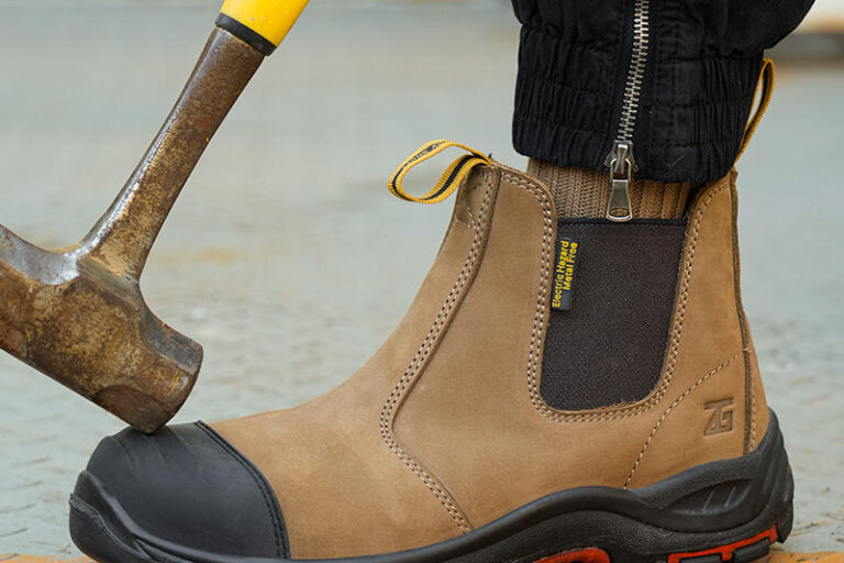 Hot-selling industrial men’s safety boots wholesale