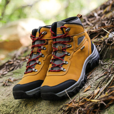 Outdoor non-slip men’s hiking boots durable design