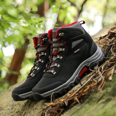 Outdoor non-slip men’s hiking boots durable design