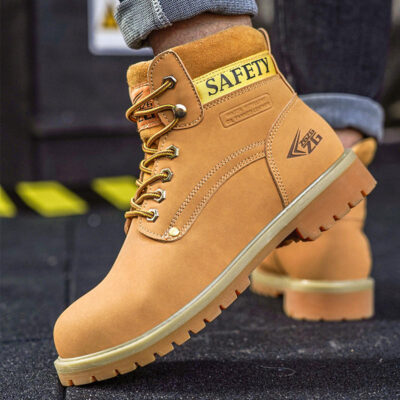 Bulk men’s safety work boots with rubber outsole