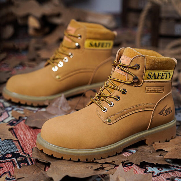 Slip-resistant men’s safety work boots bulk supply (6) Bulk men’s safety work boots with rubber outsole