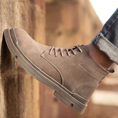 Heat resistant high-top safety work boots for winter
