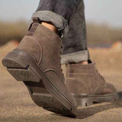 Heat resistant high-top safety work boots for winter