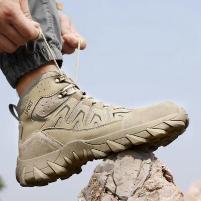 High-Top Safety Boots for Men - Puncture-Resistant