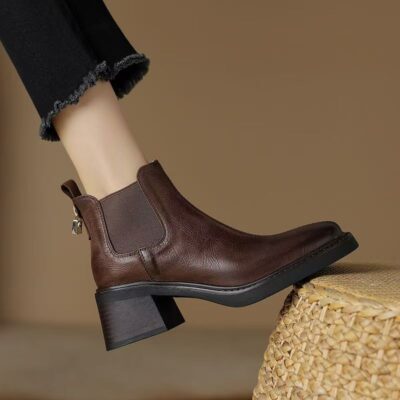 Vintage British winter square toe block heel women leather boots