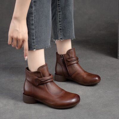 Autumn winter vintage round toe side zipper women leather boots