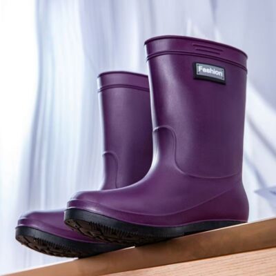 Fashion women mid-calf fleece-lined waterproof rain boots