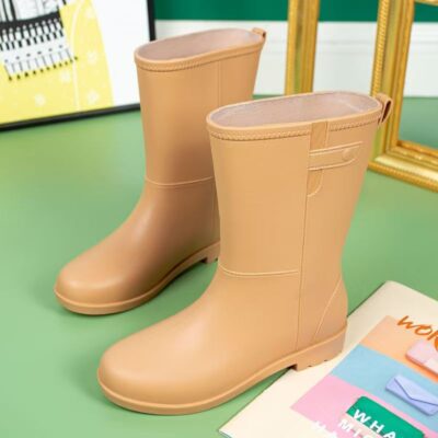 Fashion women mid-calf waterproof anti-slip rain boots